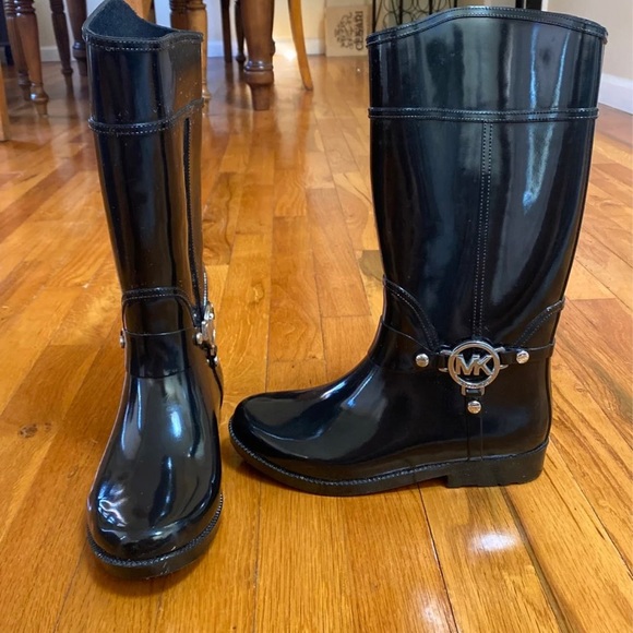 Michael Kors Rain Boots - Picture 3 of 4